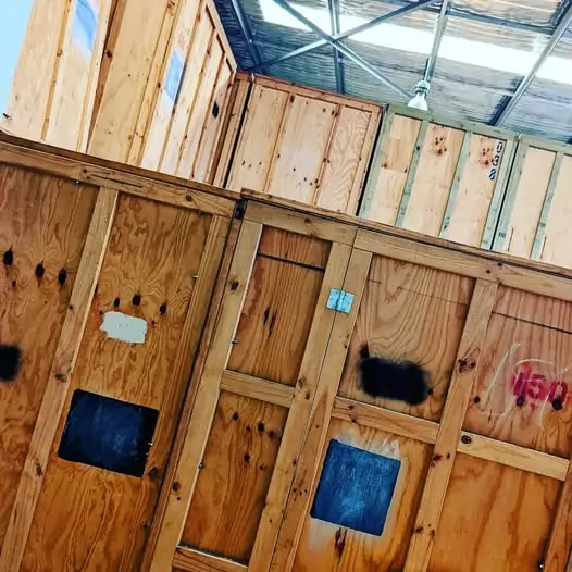 Secure storage for international removals Australia to UK